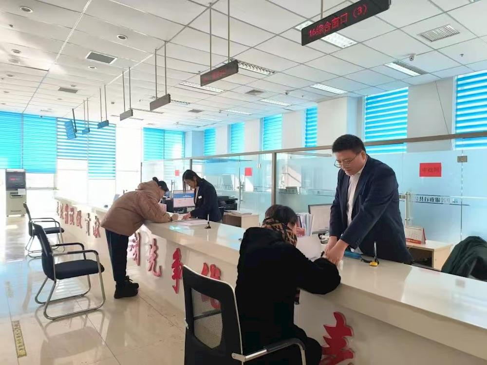 聚焦“明山政好”政务服务 ：全市首个情形拆分事项 开启政务服务精细化新征程